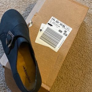 Have brand new shoes not my size and brand new just looking to get rid of them